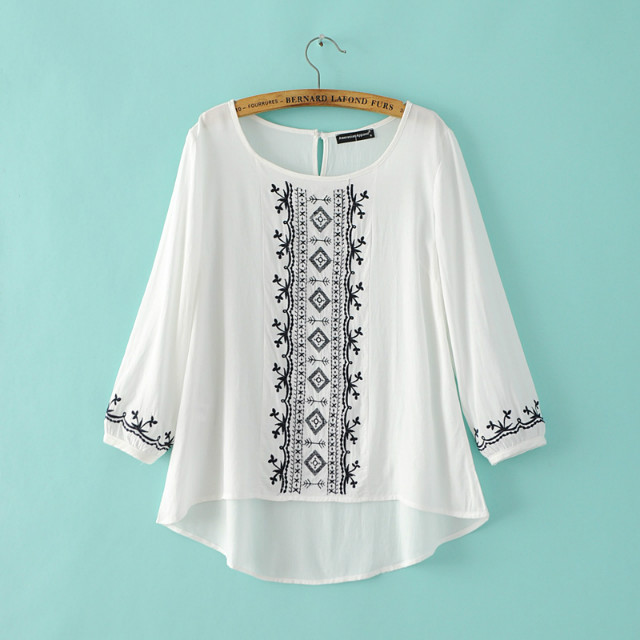 Spring Fashion Women white Geometric Embroidery short blouse vintage O-neck Three Quarter sleeve casual brand tops