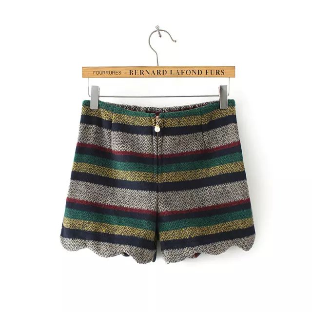 Fashion Women Elegant winter color striped pattern woolen Pearl zipper shorts casual brand designer quality female