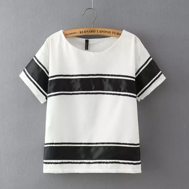 Short sleeve T-shirts for Women Fashion Black white striped print O Neck shirt blusas camisa casual loose Brand tops