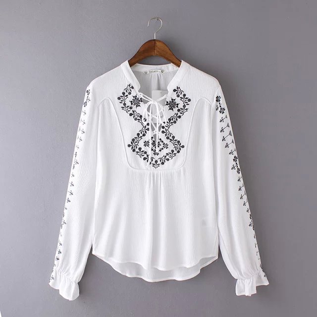Fashion women white V-neck Embroidry Butterfly Sleeve blouses Vintage Ruffle Long Sleeve shirts