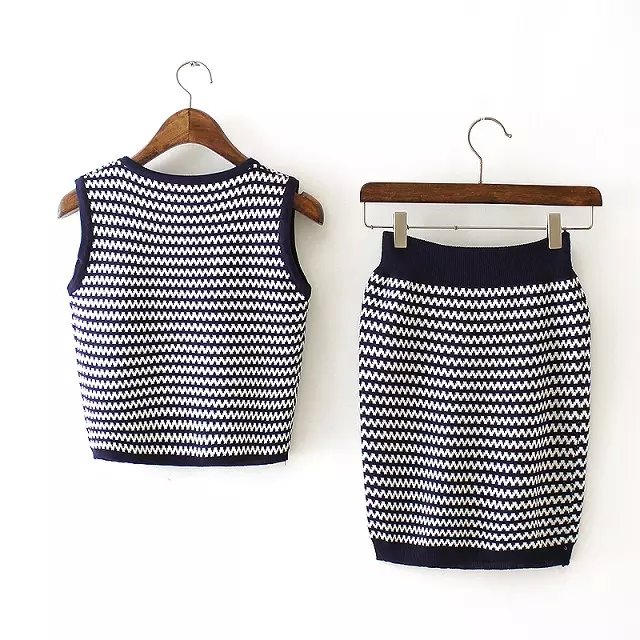 Women Two Piece Sets New Fashion wave pattern Knitted Sweaters + Skirt Womens O-Neck Sleeveless casual Brand shirts
