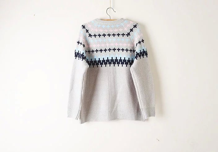 Korean Fashion Women spring gray Geometric pattern O-neck long sleeve Knitted sweater Cardigans casual Pocket button brand