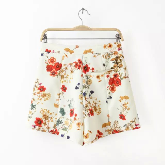Women Shorts Fashion Vintage Floral Print White High Waisted Pocket Zipper Buttons Casual Short