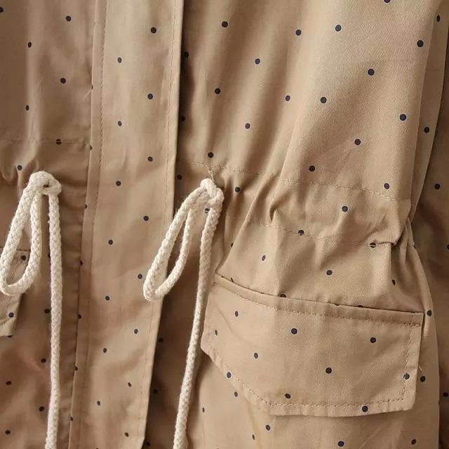 Fashion elegant khaki Pocket Zipper Polka Dot print hooded trench coat for women Drawstring Casual brand windbreaker