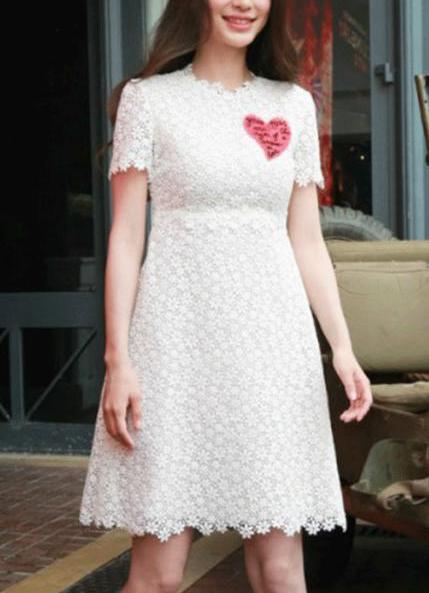 Fashion Women Elegant Lace Hollow out Love Heart Embroidery Dresses Vintage O-neck short sleeve white Casual dress