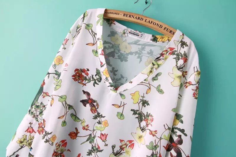 Fashion Ladies elegant Floral print Chiffon blouses vintage V neck Three Quarter Sleeve Irregular Hem shirts casual tops