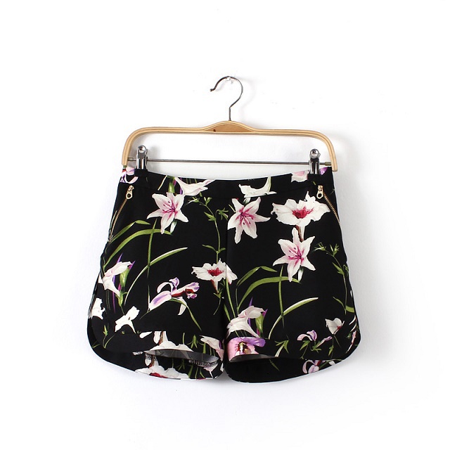 LE06 Fashion Summer Women Elegant floral Print Zpper Pocket quality Casual black brand designer Shorts