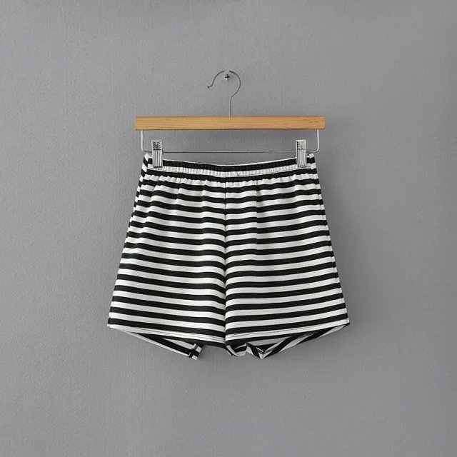 XYY21 Fashion womens elegant Stripe Print Irregular shorts elastic waist causal Slim brand design shorts