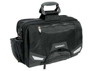  OGIO 611211  -Boss Messenger Bag.
